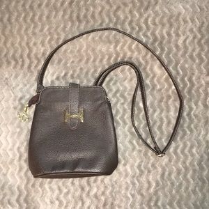 Brown leather crossbody bag